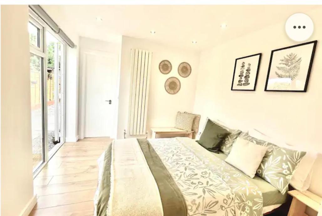 Stunning 1 Bedroom And Double Sofa Bed Near Train Station Southampton Exterior photo